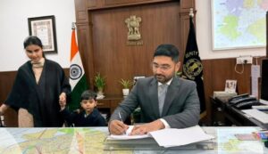 2018 बैच के आई.ए.एस. अधिकारी वरजीत वालीआ ने पटियाला के डिप्टी कमिश्नर का पद संभाला