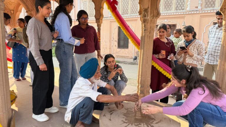 ਪੰਜਾਬ ਸਖੀ ਸ਼ਕਤੀ ਕਰਾਫ਼ਟ ਮੇਲੇ ‘ਚ ਸੈਲਫ਼ੀ ਪੁਆਇੰਟਾਂ ‘ਤੇ ਦਰਸ਼ਕ ਖਿਚਵਾ ਰਹੇ ਯਾਦਗਾਰੀ ਫੋਟੋਆਂ