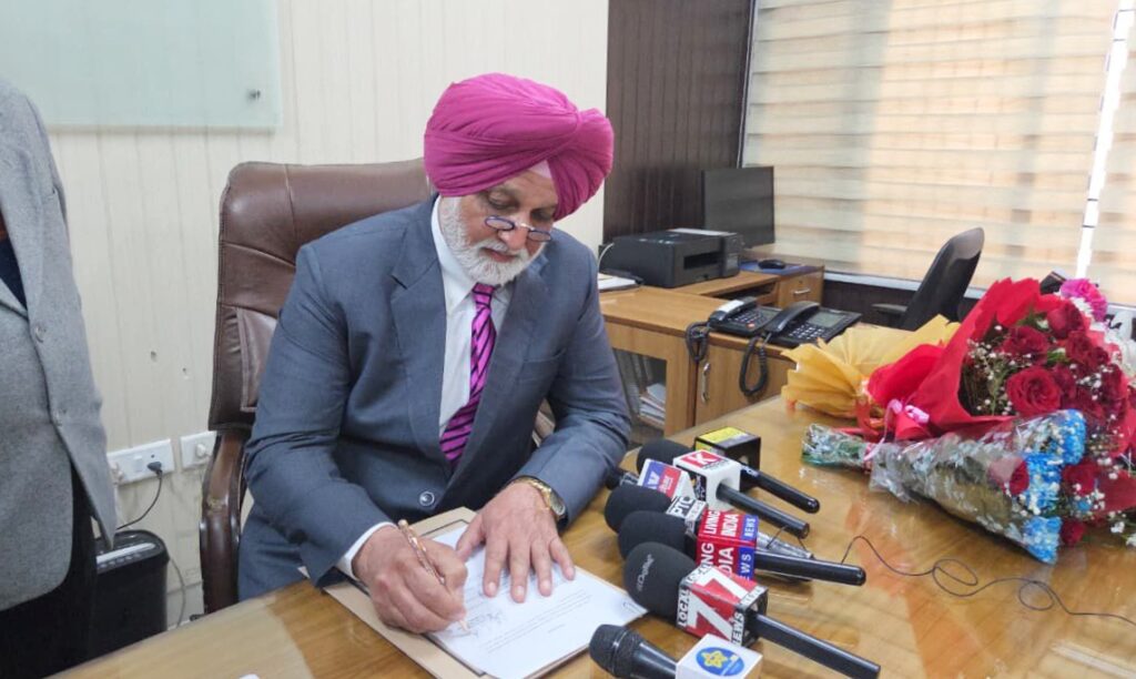 ਡਾ. ਪੁਸ਼ਪਿੰਦਰ ਸਿੰਘ ਗਿੱਲ ਨੇ ਪੰਜਾਬ ਸਪੋਰਟਸ ਯੂਨੀਵਰਸਿਟੀ ਦੇ ਵਾਈਸ-ਚਾਂਸਲਰ ਵਜੋਂ ਅਹੁਦਾ ਸੰਭਾਲਿਆ