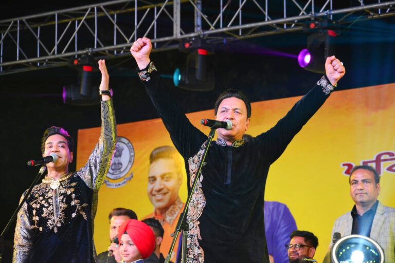 ਵਾਰਿਸ ਭਰਾਵਾਂ ਦੀ ਦਿਲਕਸ਼ ਰਹੀ ਪੇਸ਼ਕਾਰੀ, ਪੰਜਾਬੀ ਗੀਤਾਂ ‘ਤੇ ਖ਼ੂਬ ਨੱਚੇ ਦਰਸ਼ਕ