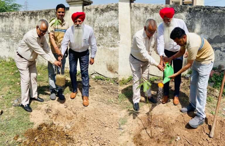 ਅਗਲੀ ਪੀੜੀ ਨੂੰ ਸ਼ੁੱਧ ਵਾਤਾਵਰਨ ਦੇ ਕੇ ਜਾਣਾ ਸਾਡਾ ਸਭ ਦਾ ਫ਼ਰਜ਼ – ਸੁਦੇਸ਼ ਸ਼ਰਮਾ